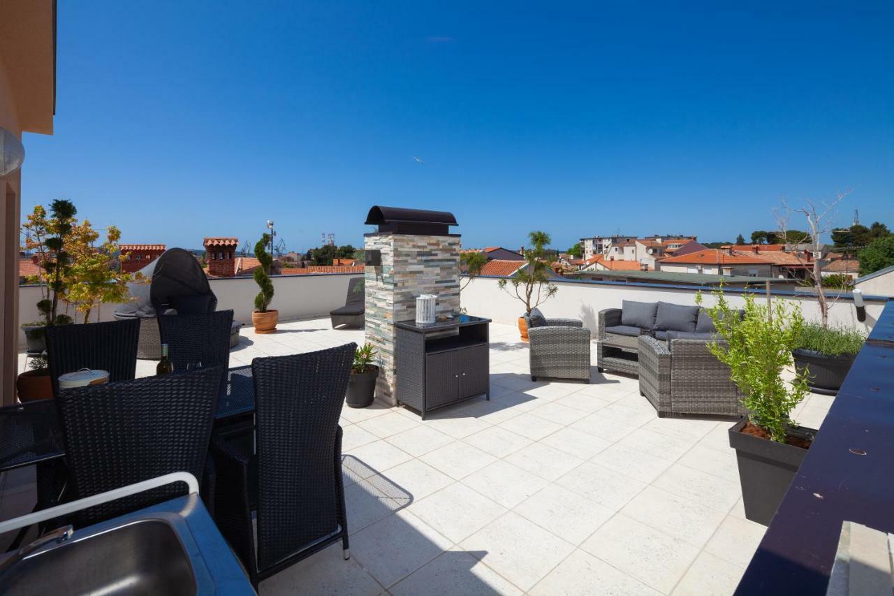 Luxury Apartment With Private Rooftop Terrace Pula Bagian luar foto