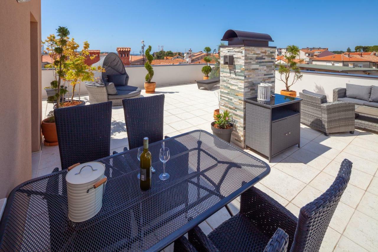 Luxury Apartment With Private Rooftop Terrace Pula Bagian luar foto